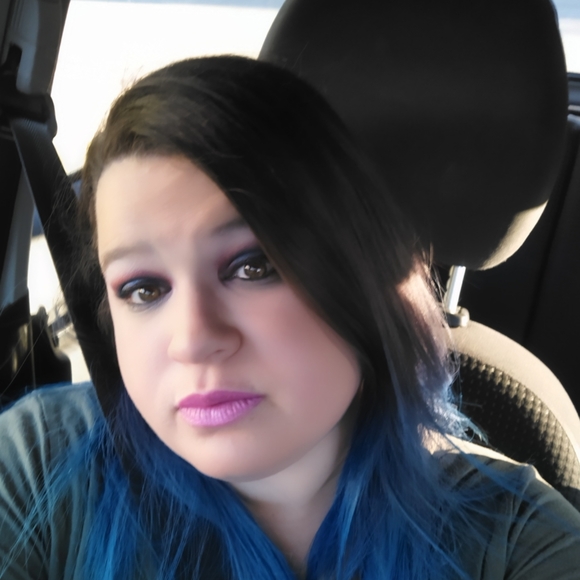 Meet your Posher, Stasia - Picture 3 of 9